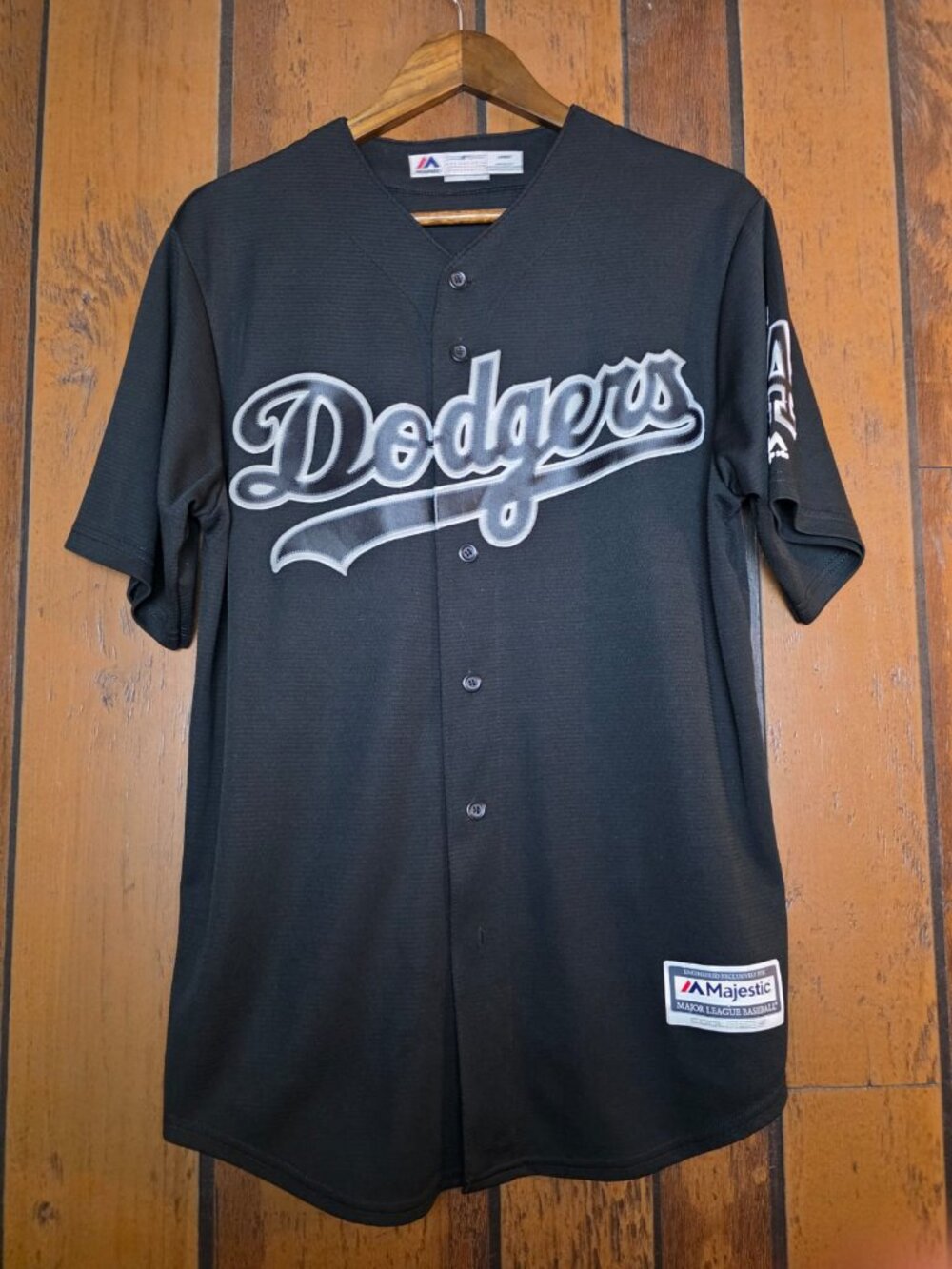 Los Angeles Dodgers MLB Majestic Button Jersey Black Gray  size: "M"